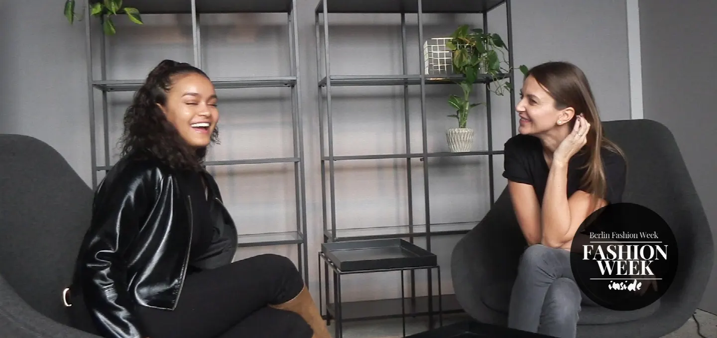 Vlog della settimana della moda di Berlino - Giorno 4 con Nikeata Thompson, Fiona Erdmann e Massimo Sinato
