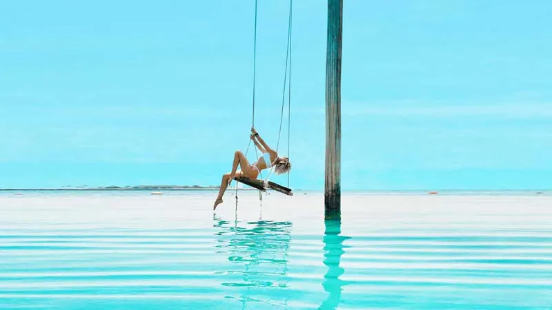 Influencer Awards & World Blogger - Naomi-Jane Adams sobre viajes, lujo y lifestyle