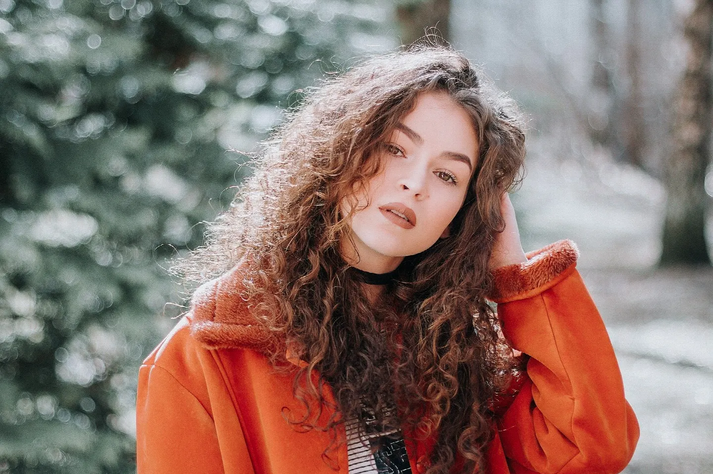 Tendenze moda inverno 2019 per donne curvy / Moda plus-size: queste tendenze si adattano alle donne curvy