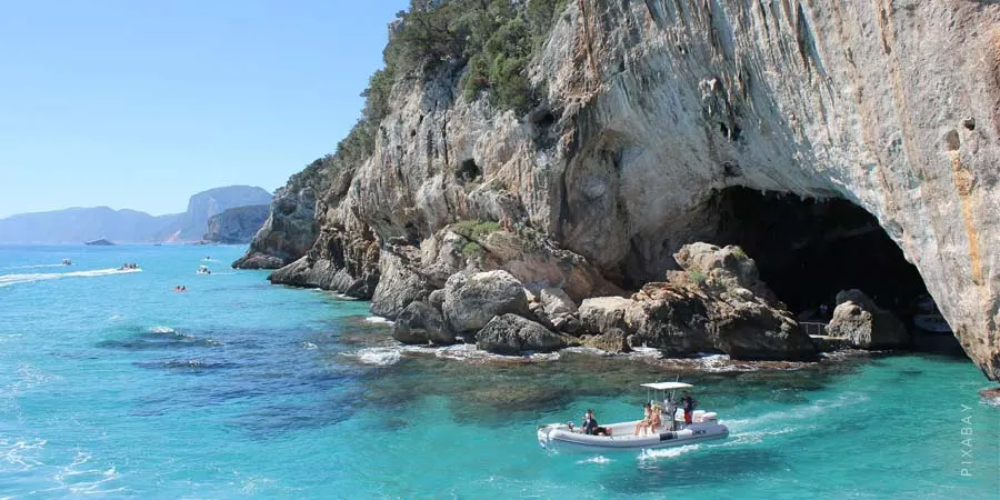 Vacanze Sardegna: Le più belle destinazioni, i luoghi, le spiagge e il mare