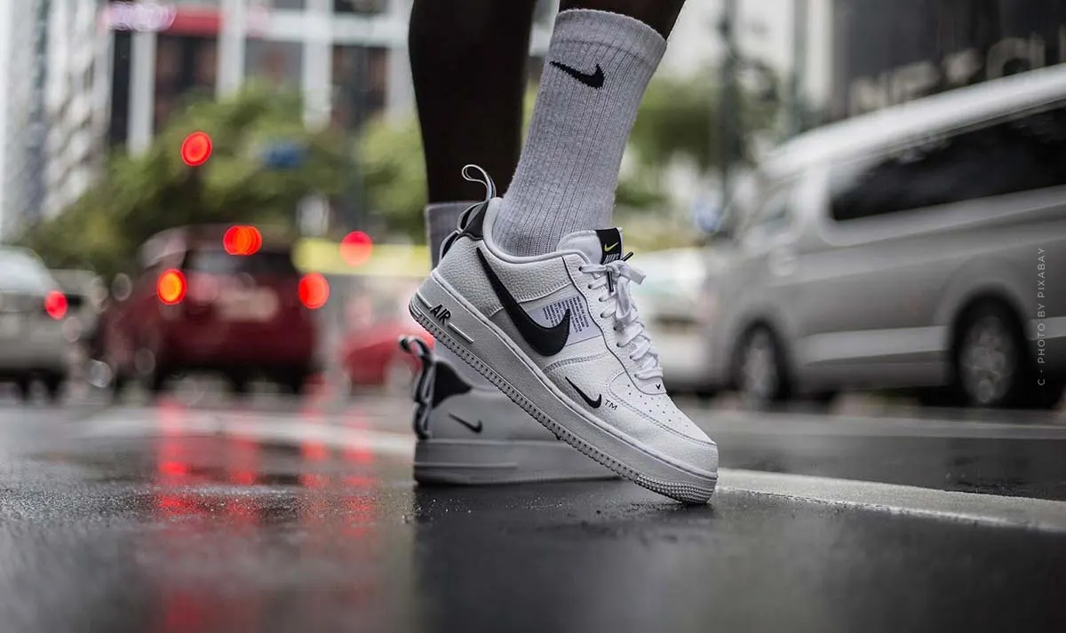 Le scarpe da ginnastica più costose del mondo: Nike, Converse, Jordan - Top 9