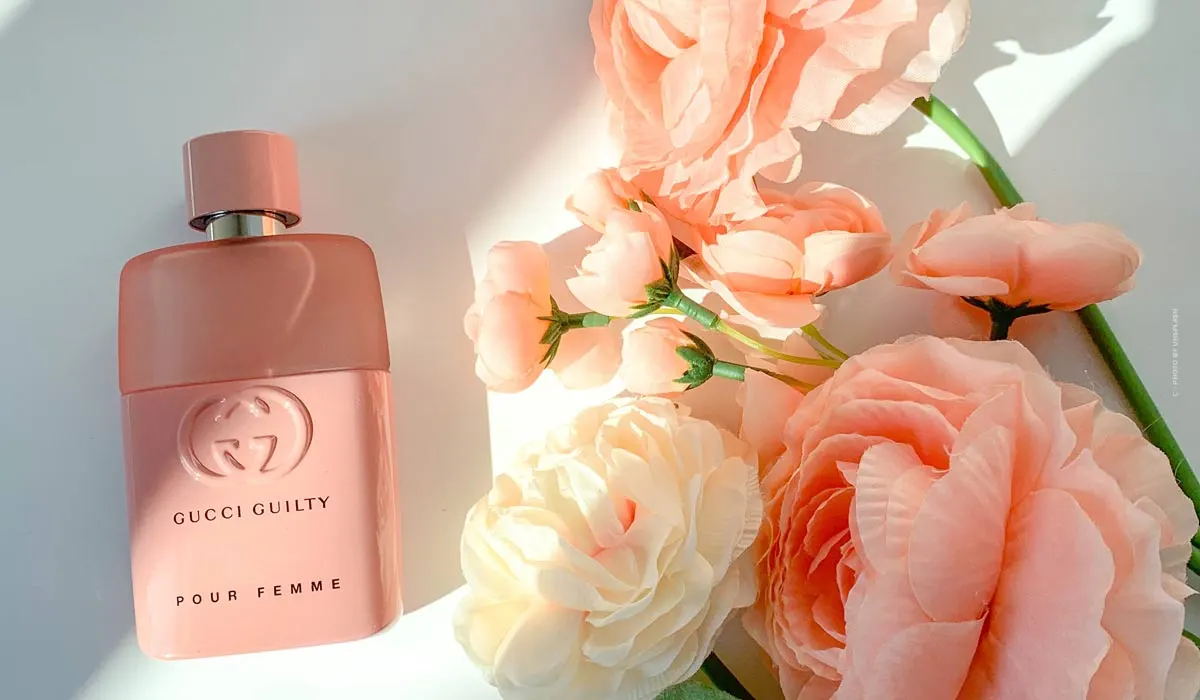 I migliori profumi per il primo appuntamento: profumi maschili & profumi femminili da economici a costosi