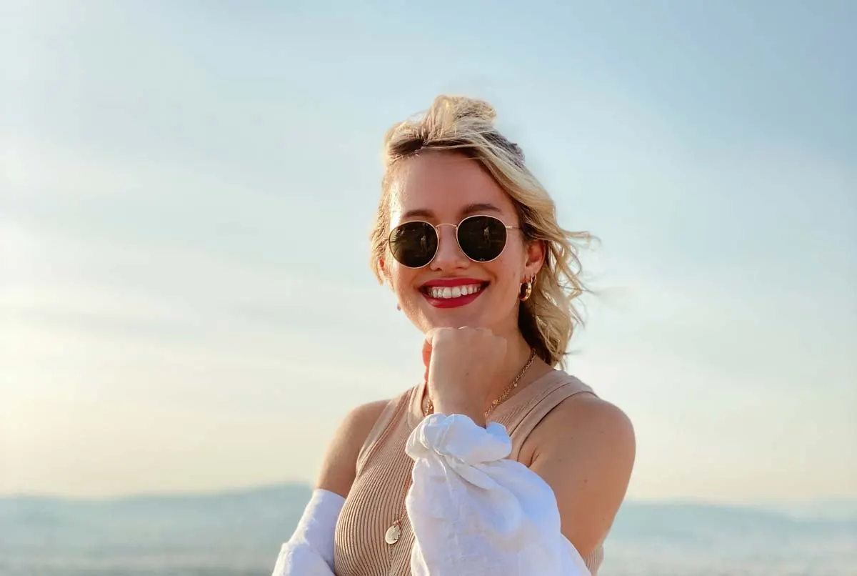 Intervista con Dani Herold: Elegante blogger di moda e viaggi sull'essere mamma