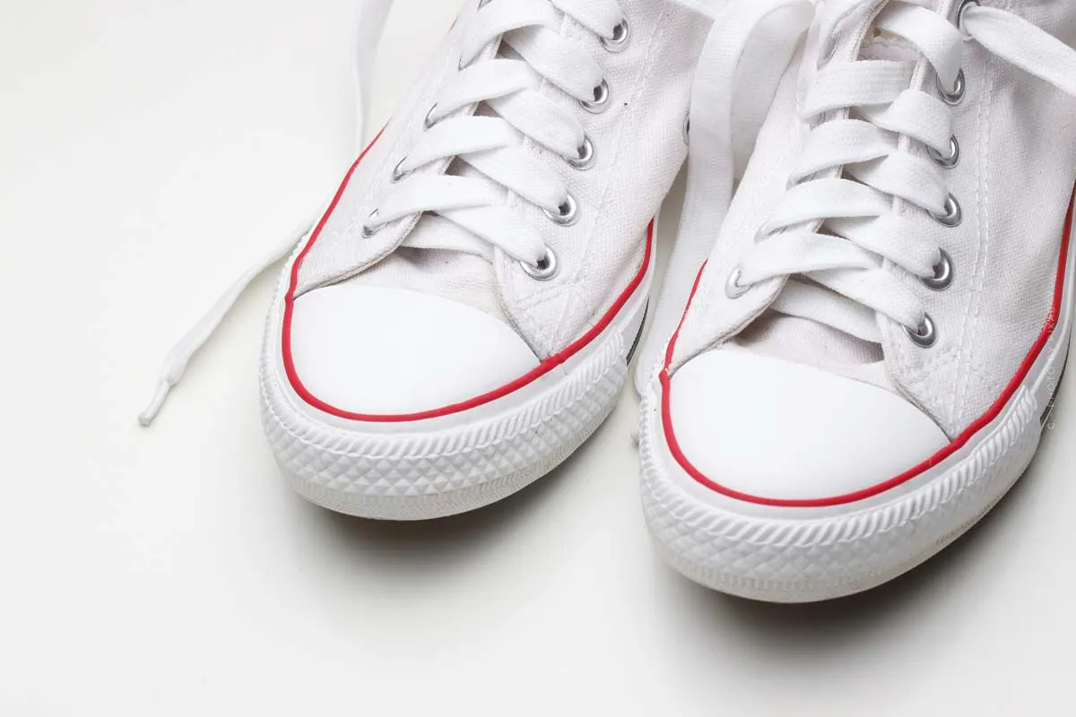 Sneakers di Alexander McQueen: eccellenza del design britannico