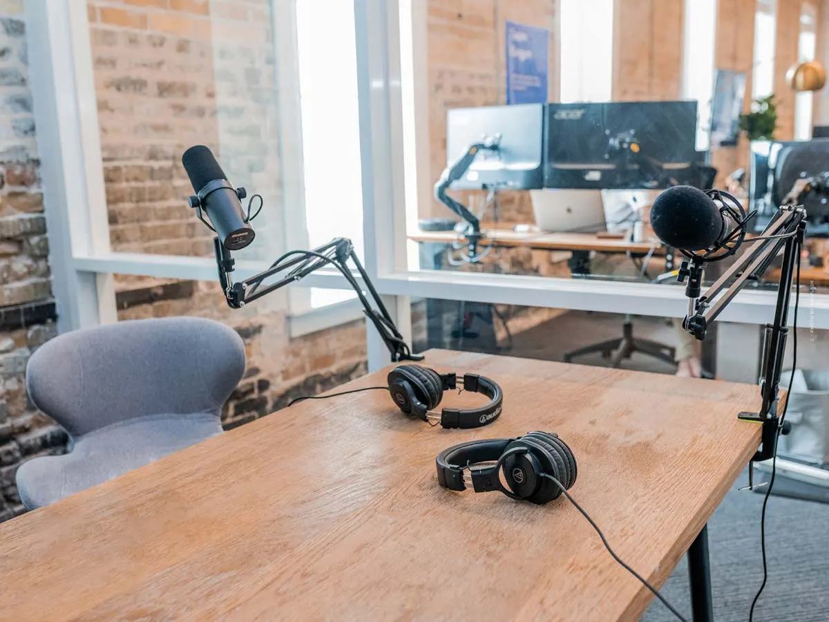 I 7 migliori podcast sulle storie: emozionanti, coinvolgenti e raffinati