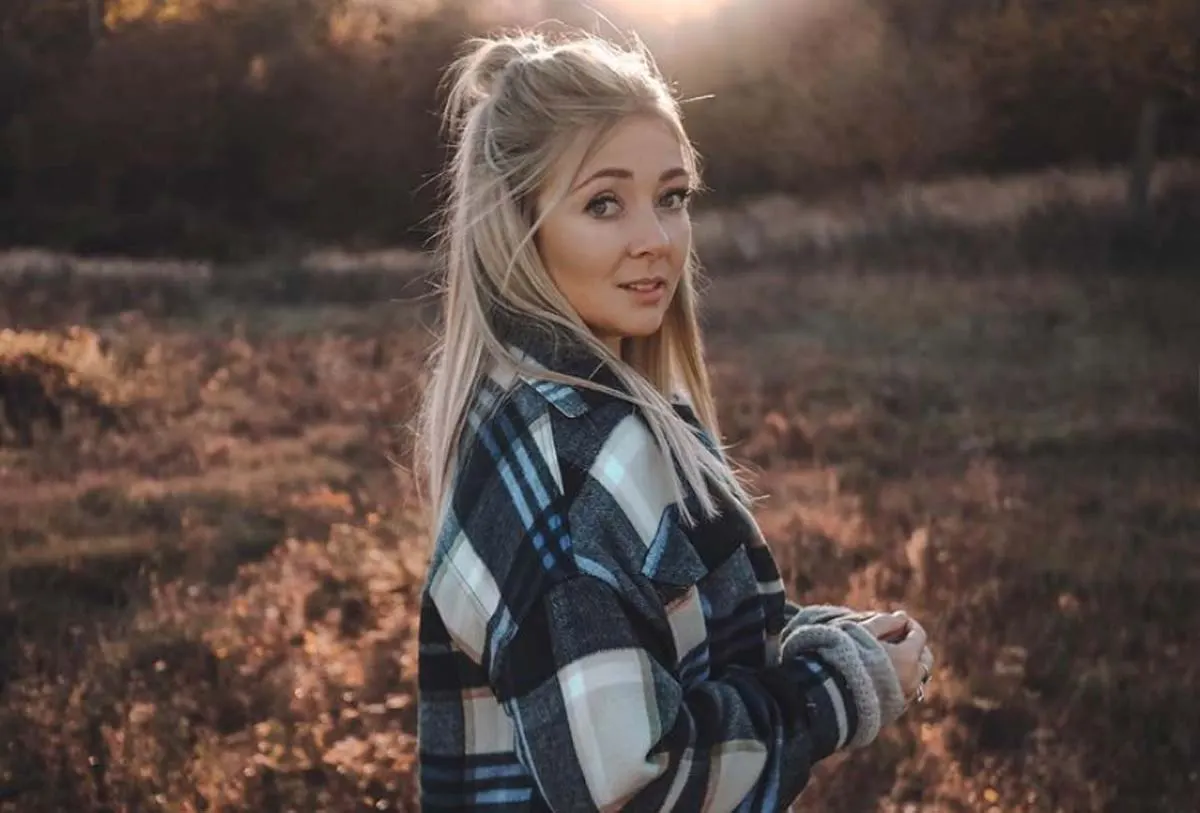 Intervista con Nina Laureen: Influencer con un senso della famiglia - relazione felice, viaggi, beneficenza & Co.