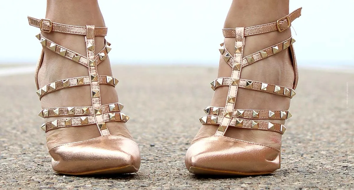 Scarpe Valentino Rockstud: décolleté con borchie, slingbacks, sneakers e ballerine