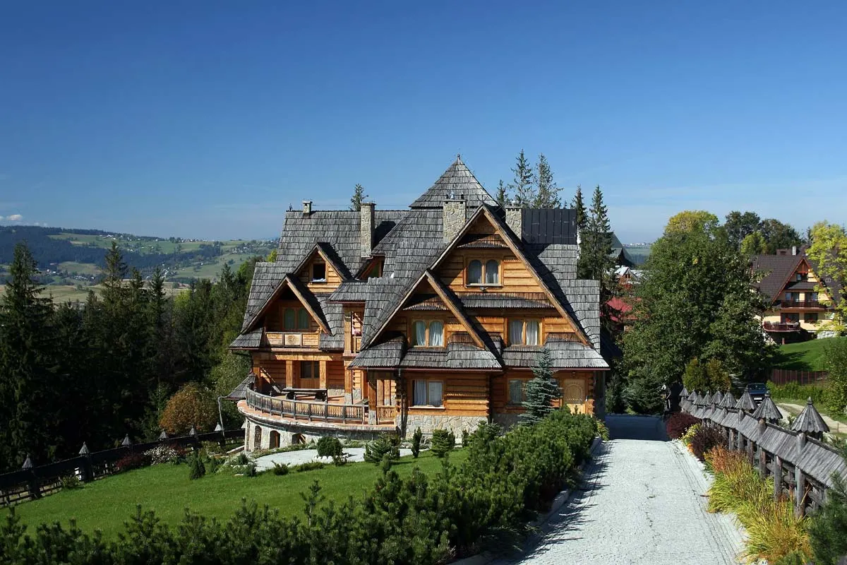 Casa di campagna: costruire, comprare, arredare - il tuo cottage romantico-rustico con giardino