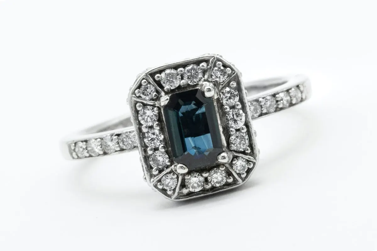 Comprare Aquamarine: Colore, taglio, qualità e confronto con il prezzo dell'oro - Investment Gemstone