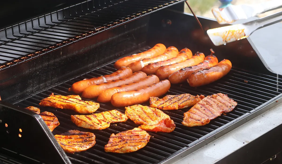 The Big Green Egg: griglia di lusso in ceramica per cuocere, affumicare e cucinare