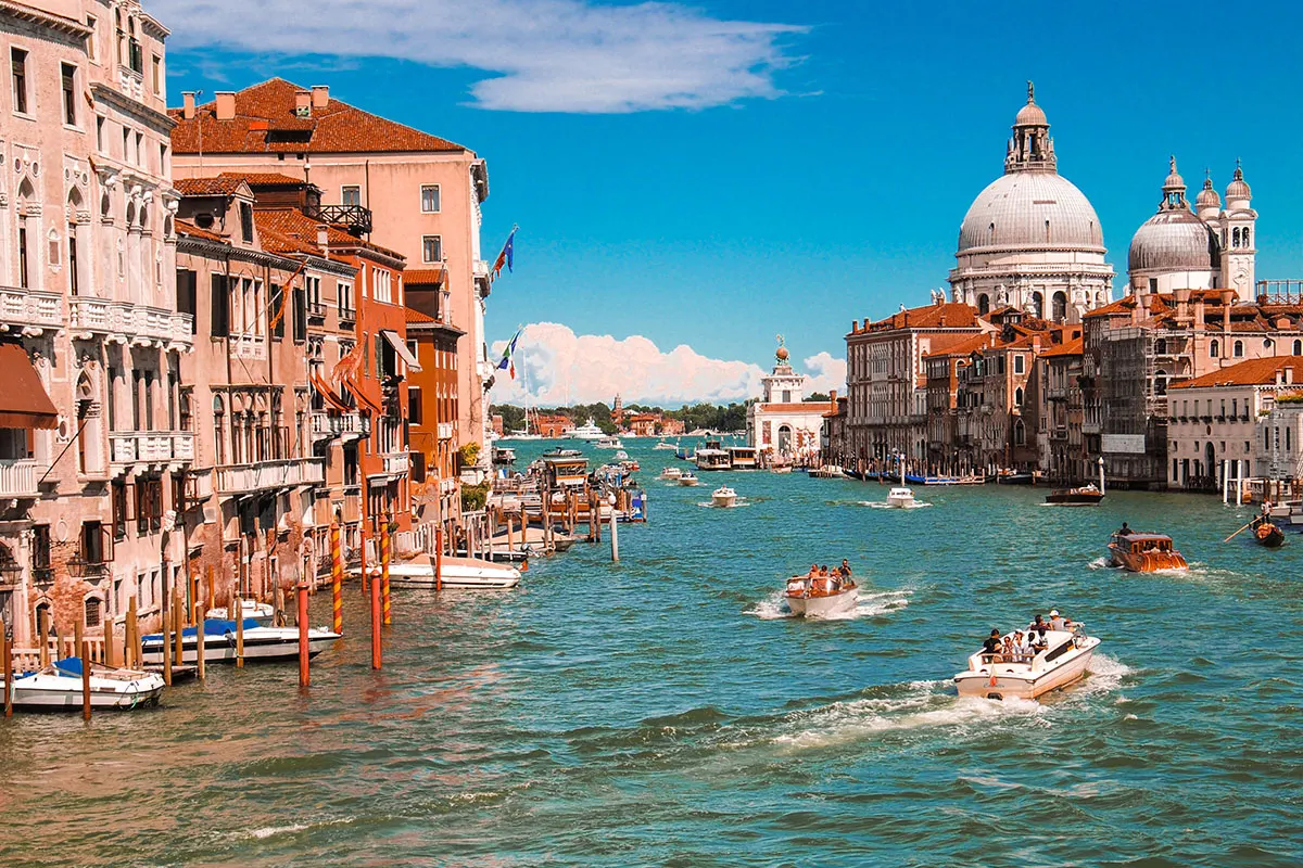 Esplorare l'Europa: 5 viaggi brevi per il weekend lungo - Germania, Spagna, Montenegro & Co.