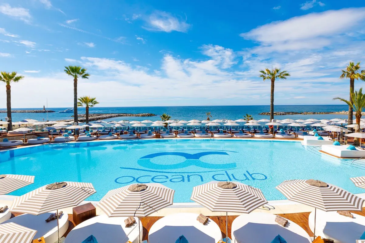 Ocean Club Marbella: City Beach Club, drink, DJ e piscina XXL!