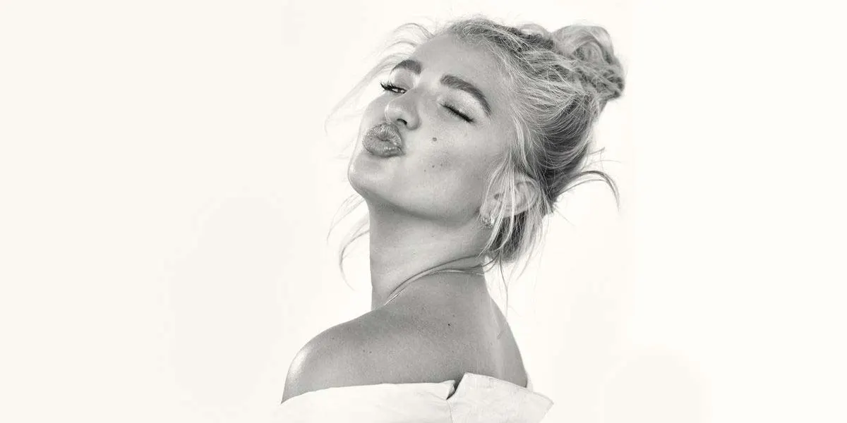 Sarina Nowak: modella curvy negli USA, Hollywood e la famiglia - Intervista