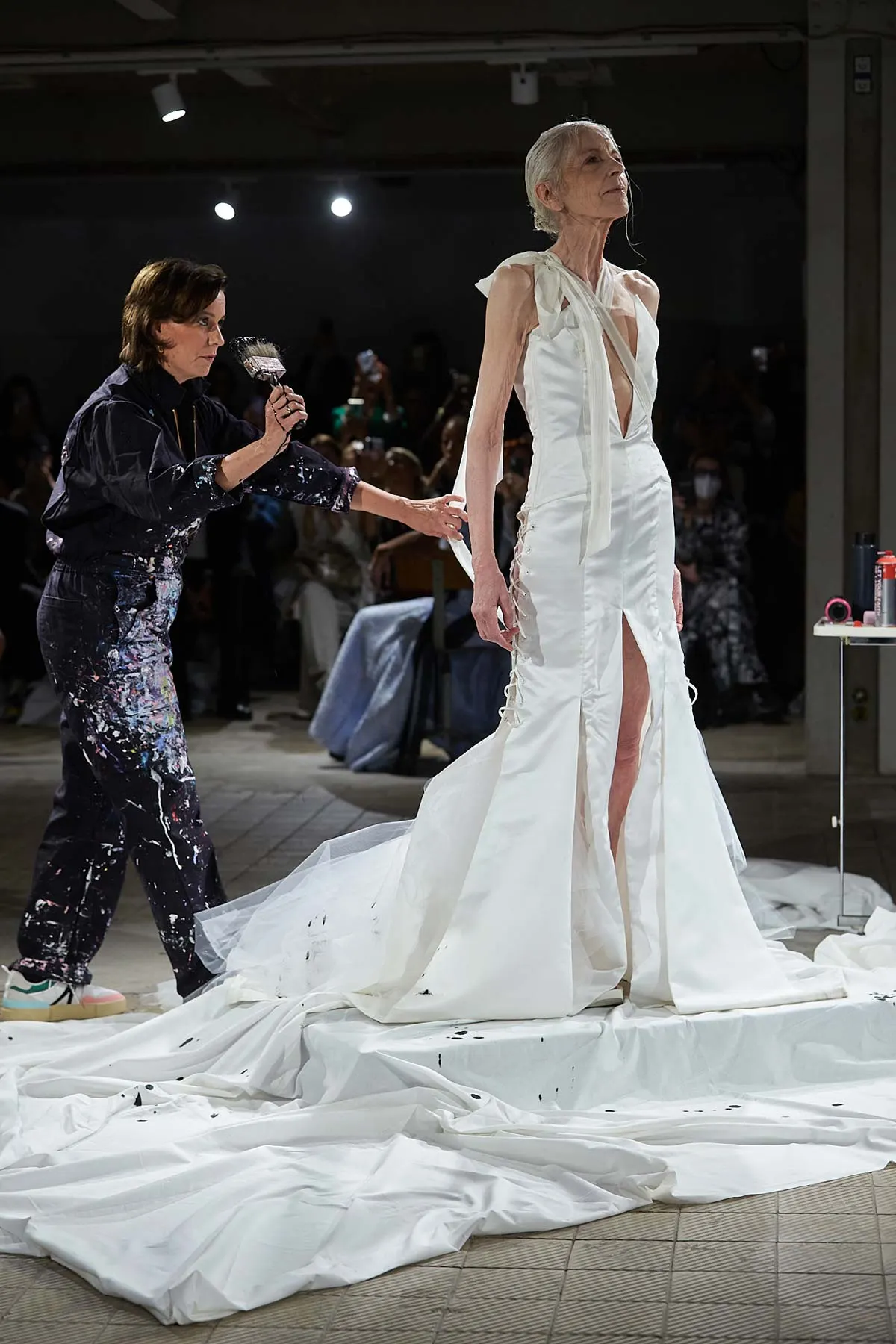 Danny Reinke: volant e colori - Settimana della moda di Berlino