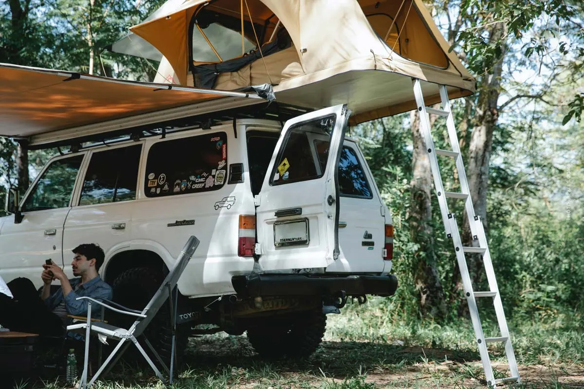 Luoghi perduti e tenda sul tetto? Esperienze per avventurieri